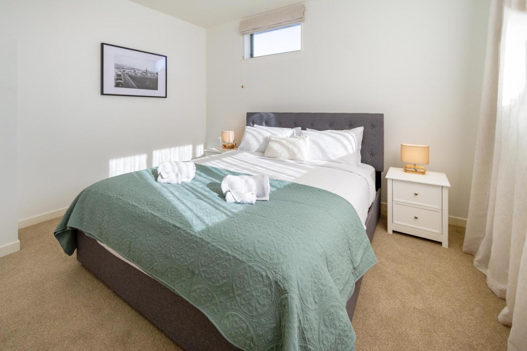 Charming 3 Bedroom Home Near Christchurch City Exterior photo